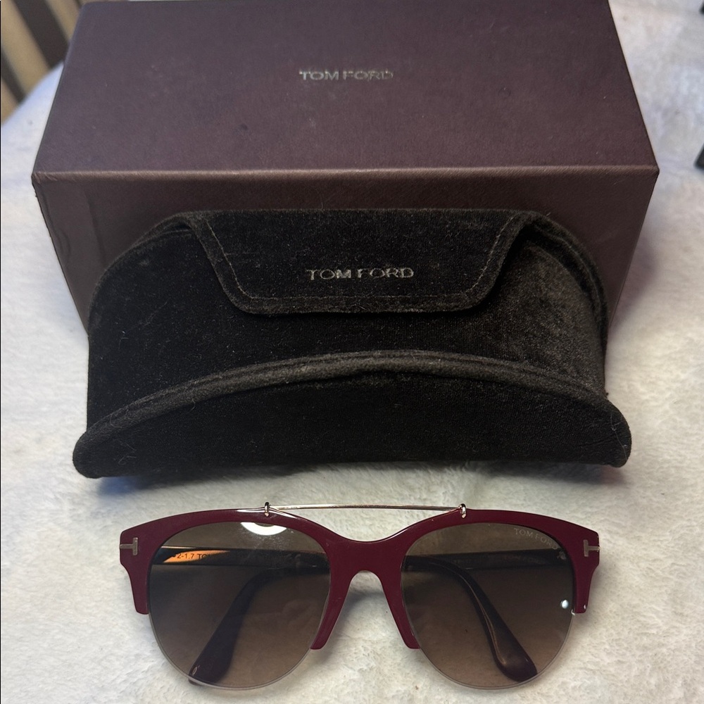 TOM FORD TF 517 ADRENNE 69T BURGUNDY GOLD AUTHENTIC SUNGLASSES 55-19
